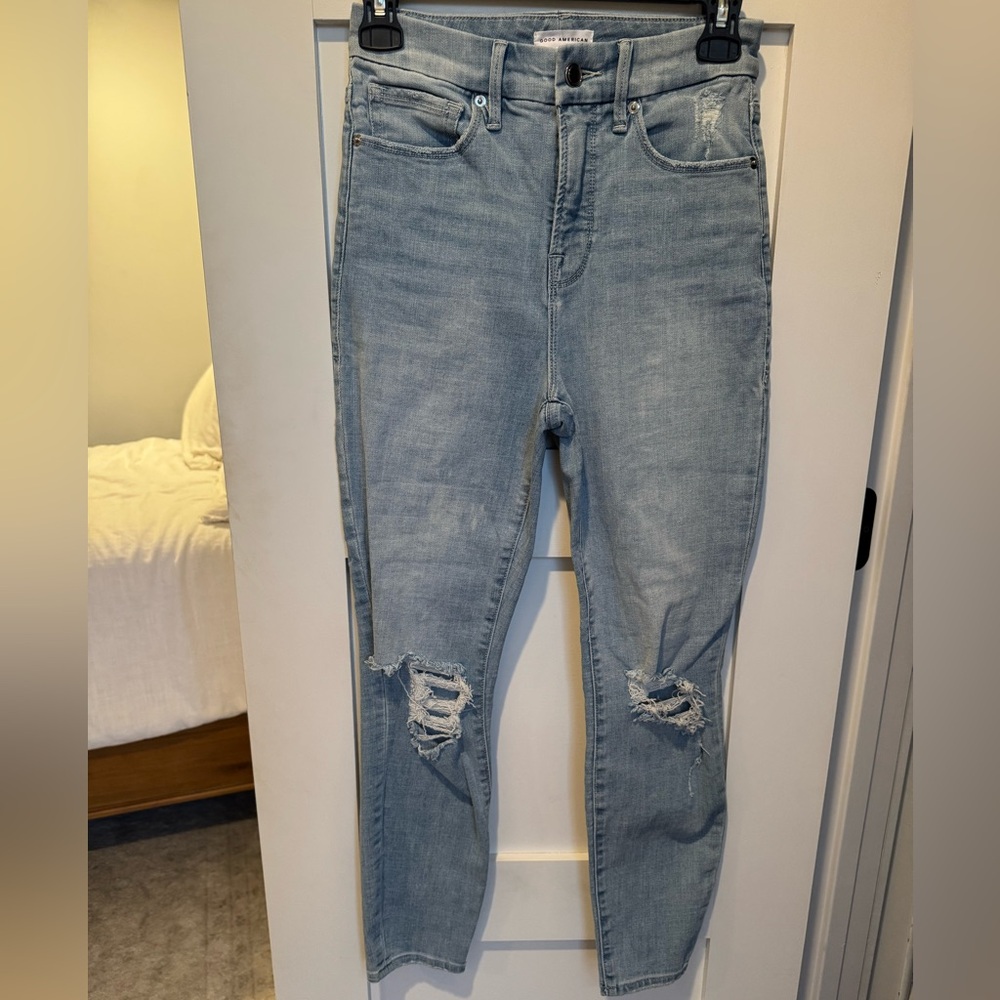 Good American light wash, distressed, skinny jeans